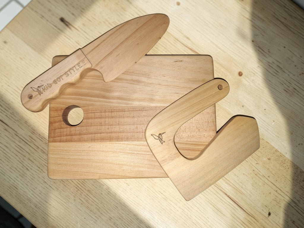 Kids' Cutting Board And Knives Set